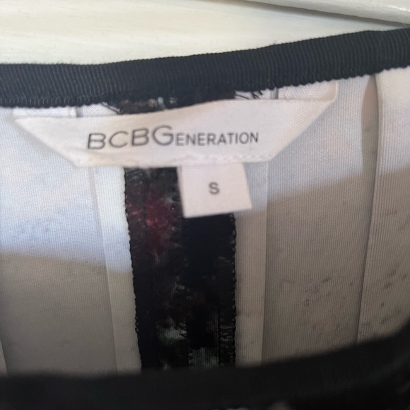 BCBG Paint Splatter Brulee Stretchy Skater Circle Mini Skirt Small - Picture 4 of 5